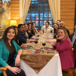 Vehice celebra 12 años de trayectoria junto a su equipo en una íntima jornada